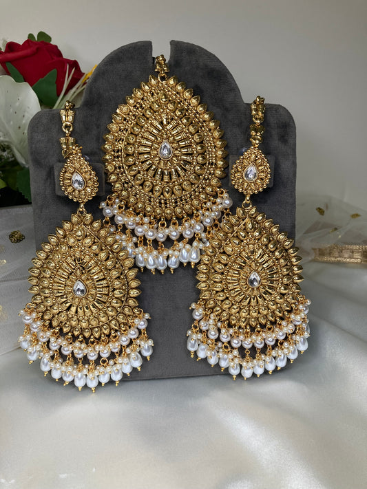 1 GM gold plated earrings and tikka