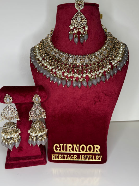 Elegant Grey & Gold Polki Jewelry Set